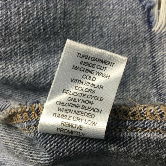 Industries Jeans Jacket Women Sz.Large Blue Denim Long Sleeve Distressed Raw Hem - Picture 6 of 8